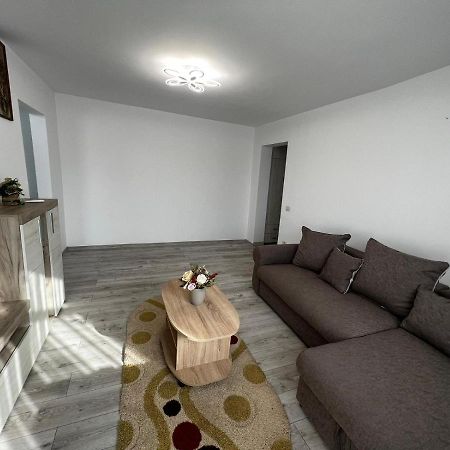 Cozy Urban Accommodation In Beautiful Σουκεάβα Εξωτερικό φωτογραφία