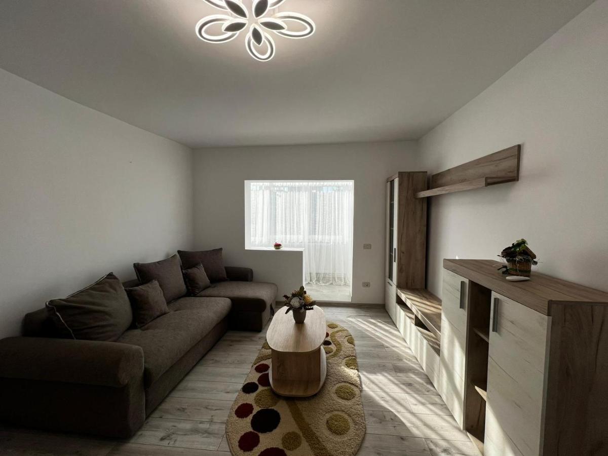 Cozy Urban Accommodation In Beautiful Σουκεάβα Εξωτερικό φωτογραφία