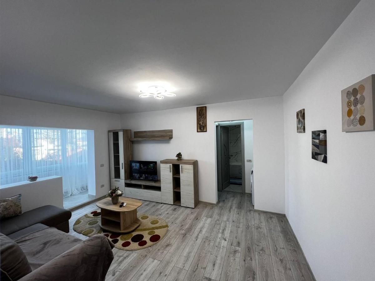 Cozy Urban Accommodation In Beautiful Σουκεάβα Εξωτερικό φωτογραφία